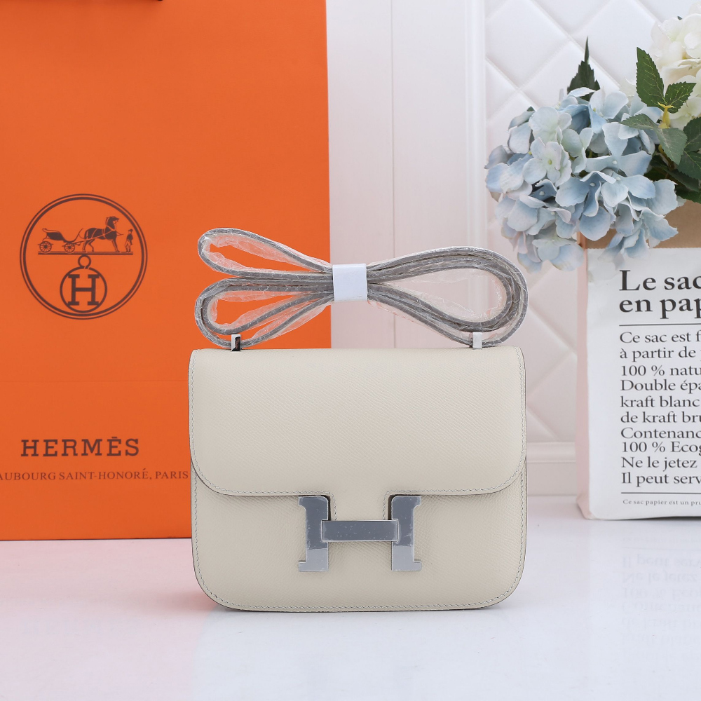 Hermes Constance 24