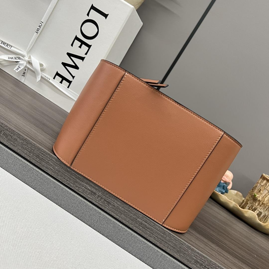 Loewe Loewe Compact Hammock 레플리카 13번 이미지 - Bag | 세미샵 레플리카 사이트