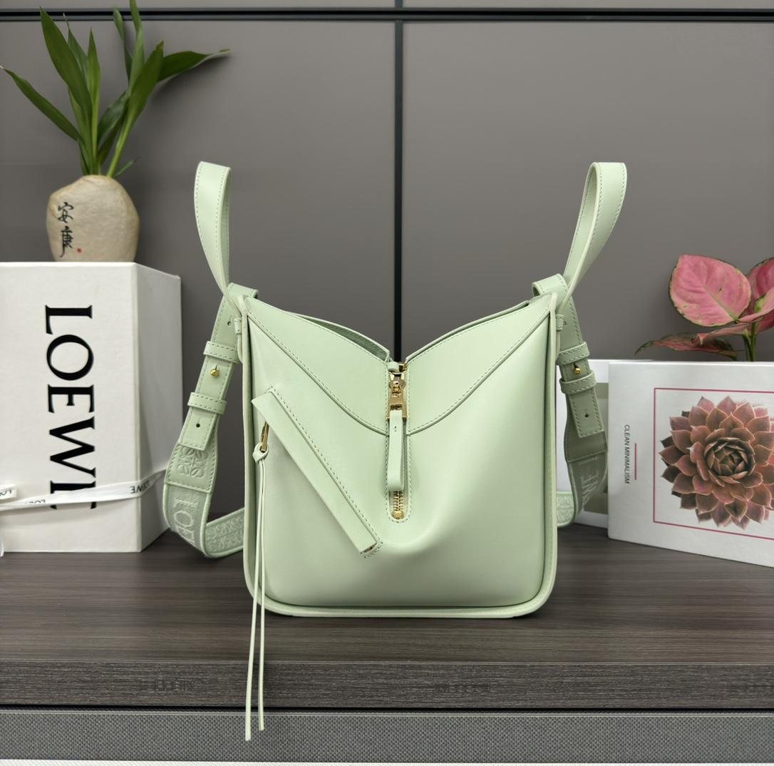 Loewe Loewe Compact Hammock 레플리카 19번 이미지 - Bag | 세미샵 레플리카 사이트