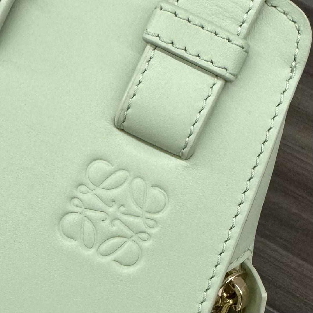 Loewe Loewe Compact Hammock 레플리카 22번 이미지 - Bag | 세미샵 레플리카 사이트