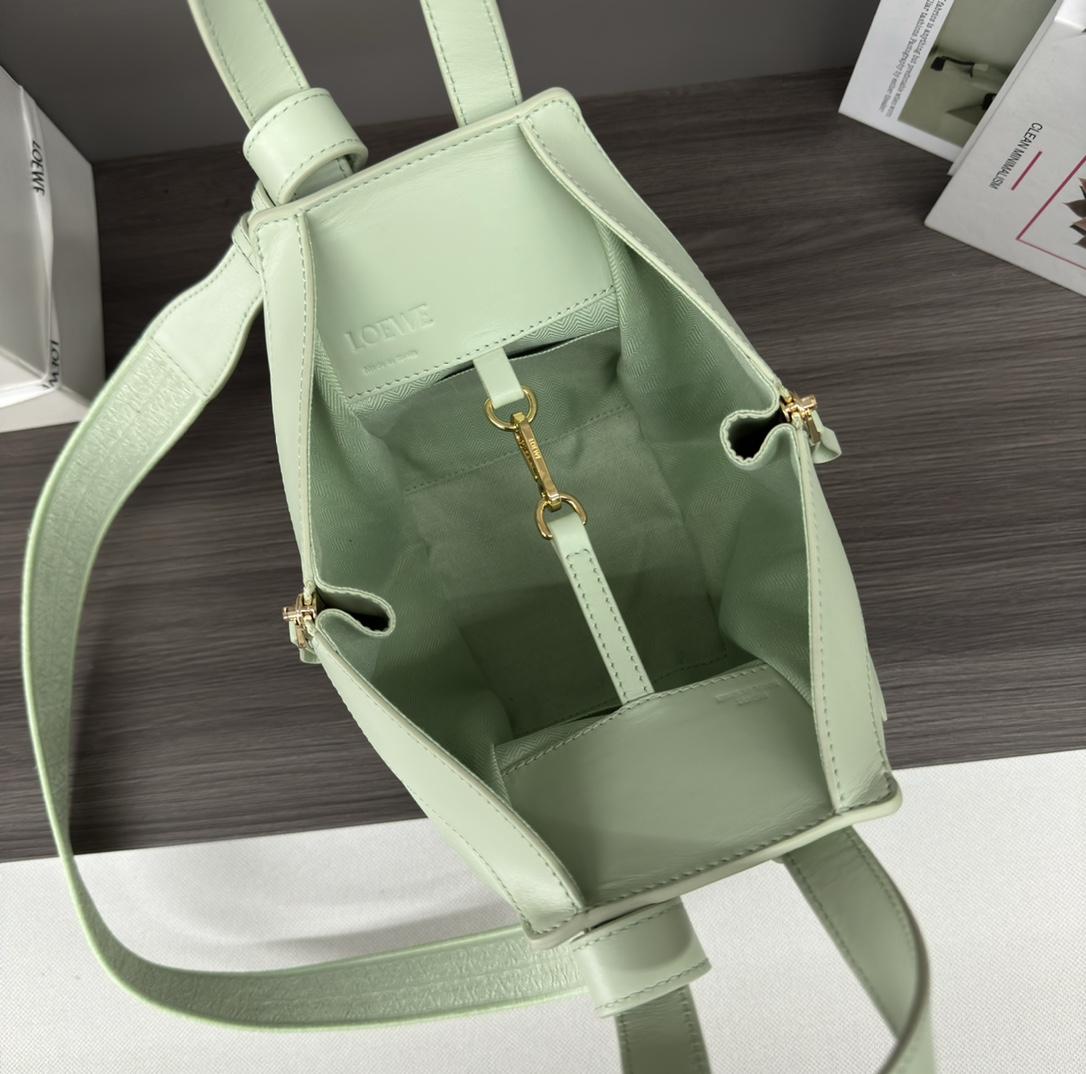 Loewe Loewe Compact Hammock 레플리카 23번 이미지 - Bag | 세미샵 레플리카 사이트