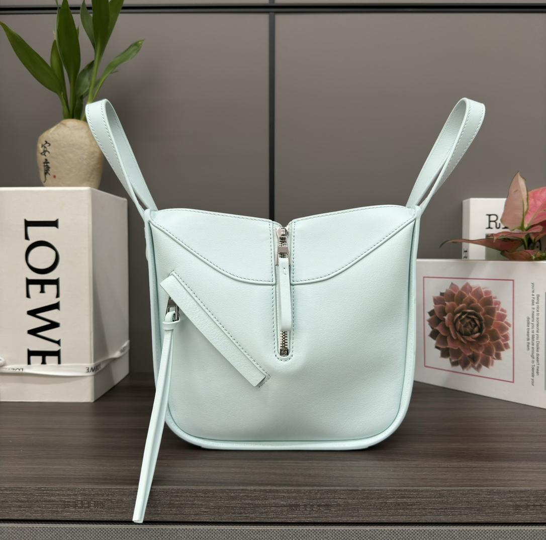 Loewe Loewe Compact Hammock 레플리카 28번 이미지 - Bag | 세미샵 레플리카 사이트