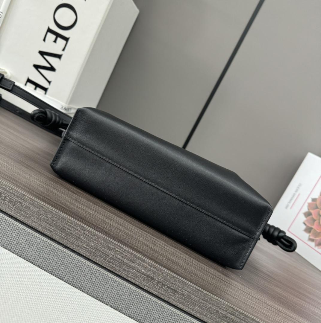 Loewe Loewe Flamenco Clutch 레플리카 4번 이미지 - Bag | 세미샵 레플리카 사이트