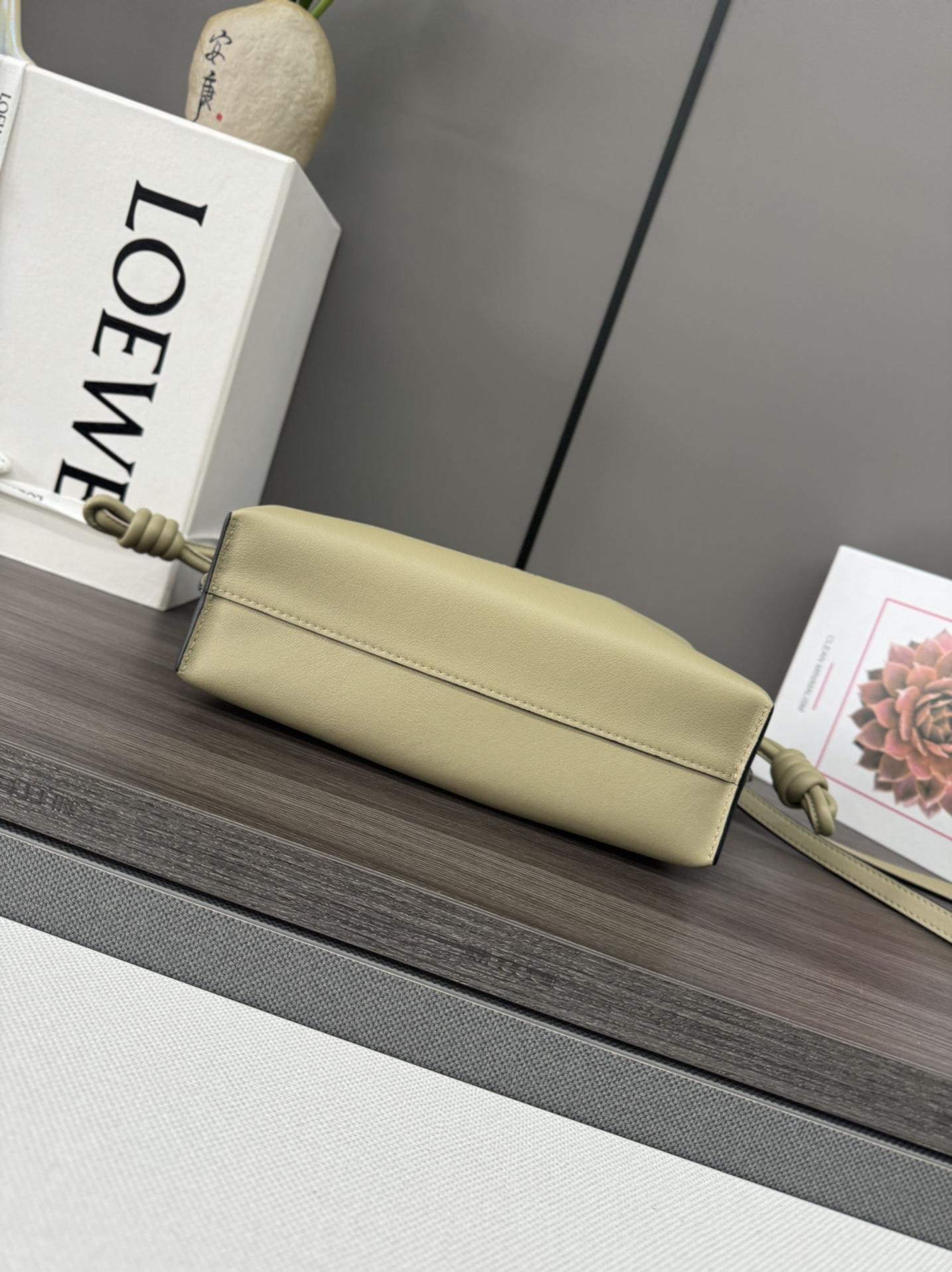 Loewe Loewe Flamenco Clutch 레플리카 44번 이미지 - Bag | 세미샵 레플리카 사이트