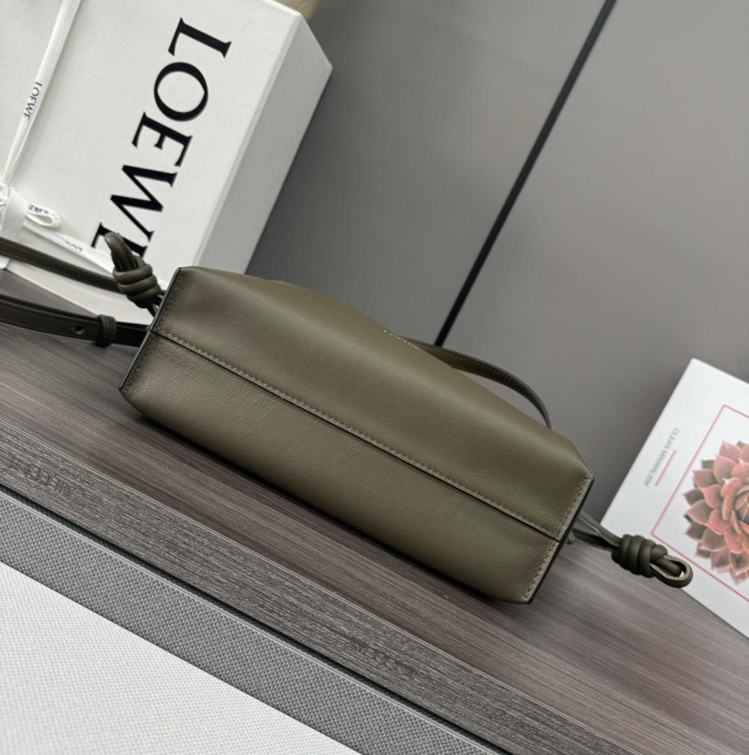 Loewe Loewe Flamenco Clutch 레플리카 52번 이미지 - Bag | 세미샵 레플리카 사이트