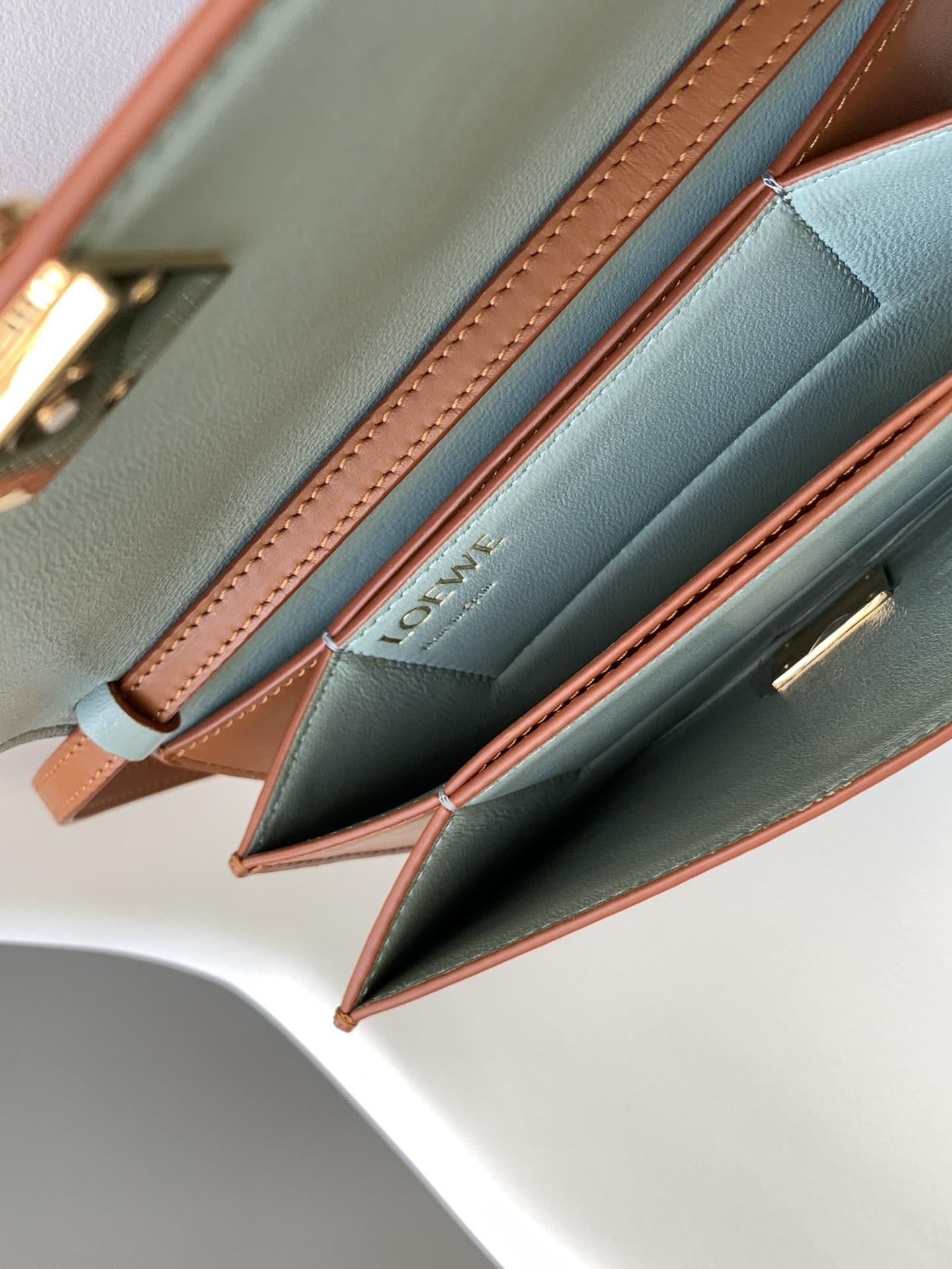 Loewe Loewe Goya Accodion Mini 레플리카 23번 이미지 - Bag | 세미샵 레플리카 사이트