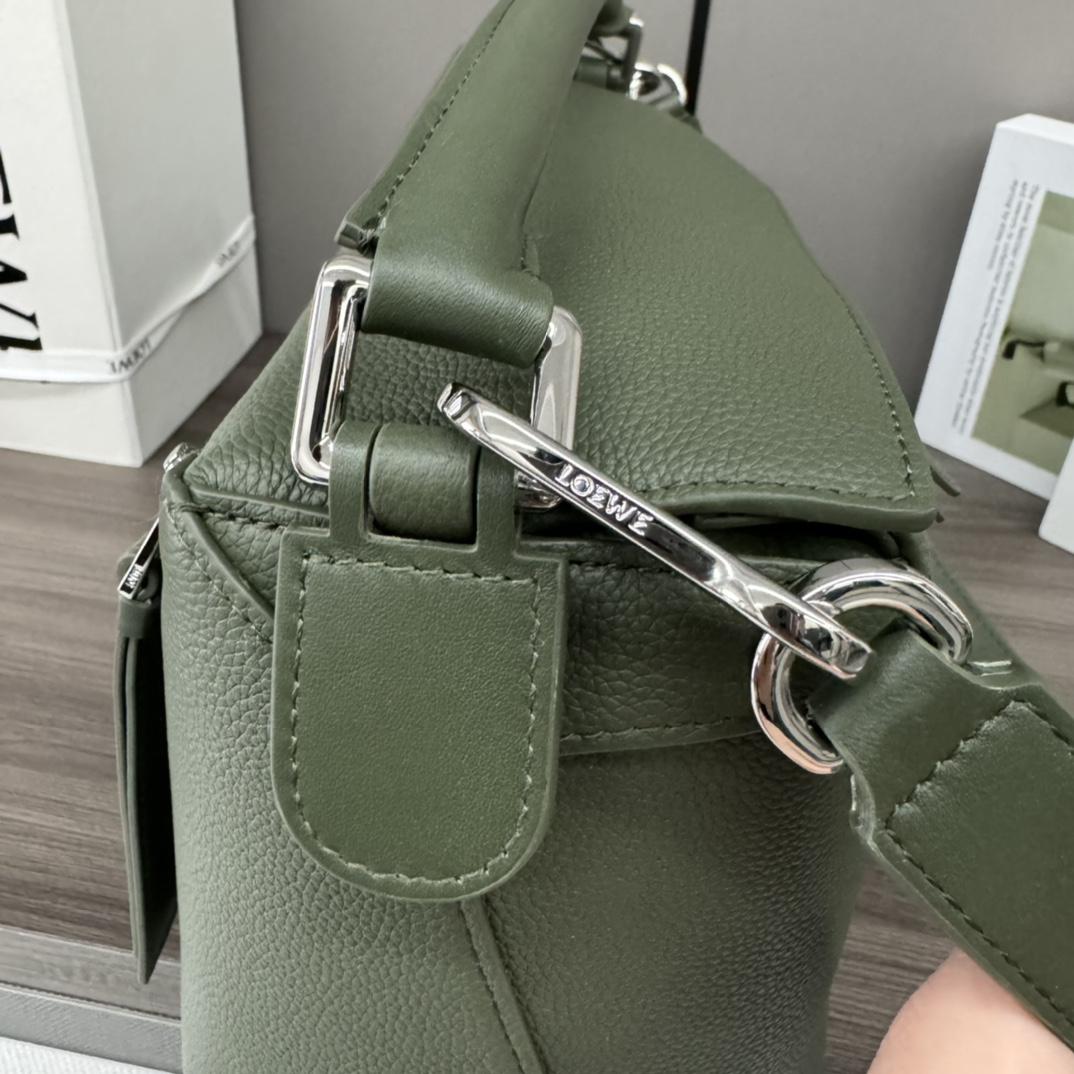 Loewe Loewe Medium Puzzle 레플리카 22번 이미지 - Bag | 세미샵 레플리카 사이트