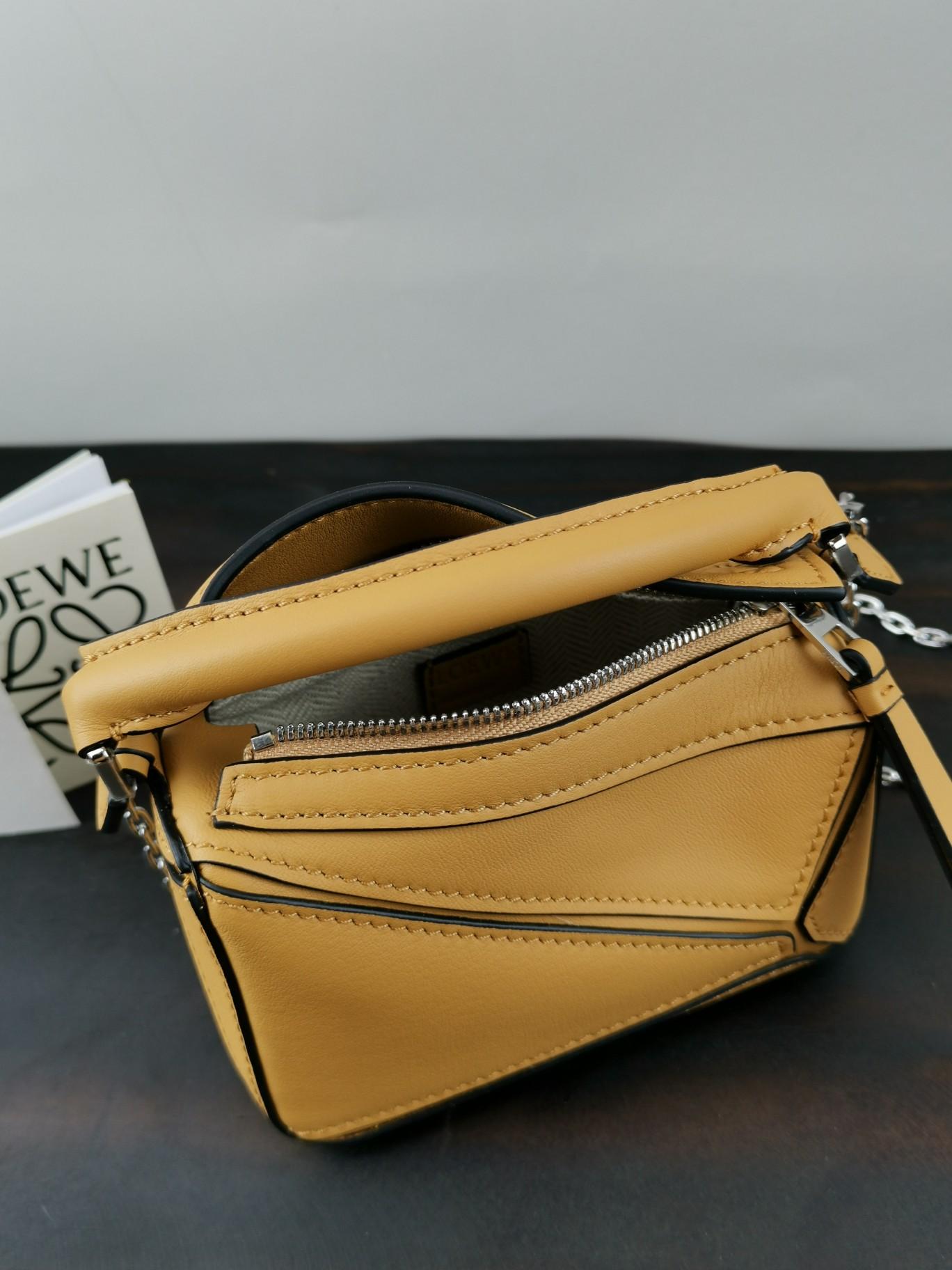 Loewe Loewe Nano Puzzle 레플리카 23번 이미지 - Bag | 세미샵 레플리카 사이트