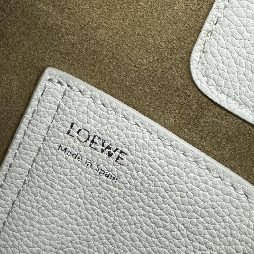 Loewe Pebble Bucket Mini - 상세 이미지