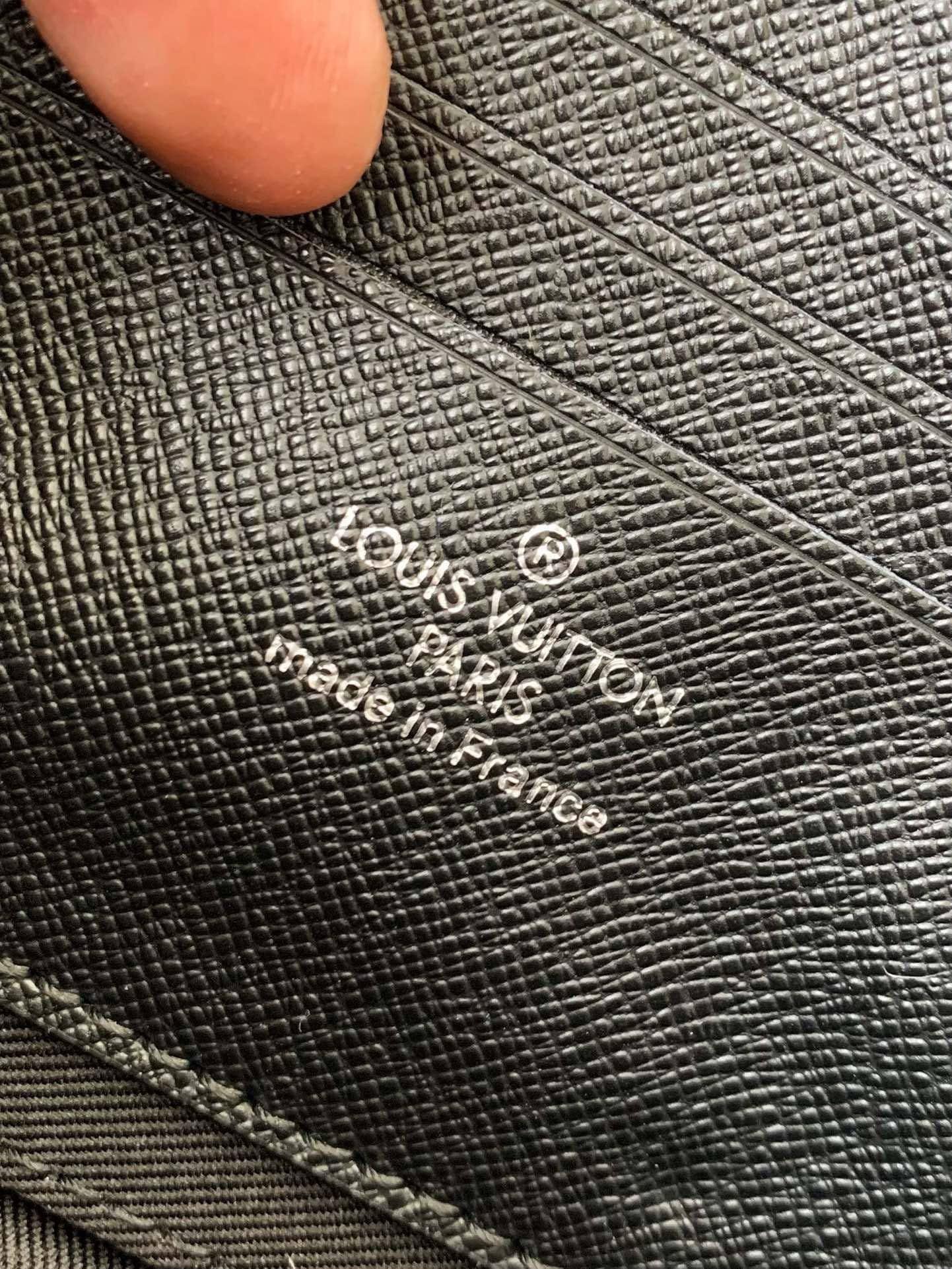 Louis Vuitton Louis Vuitton Alpha Wearable Wallet 레플리카 9번 이미지 - Bag | 세미샵 레플리카 사이트