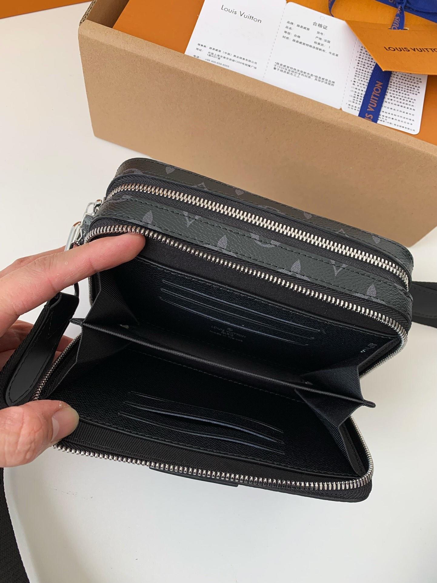 Louis Vuitton Louis Vuitton Alpha Wearable Wallet 레플리카 17번 이미지 - Bag | 세미샵 레플리카 사이트