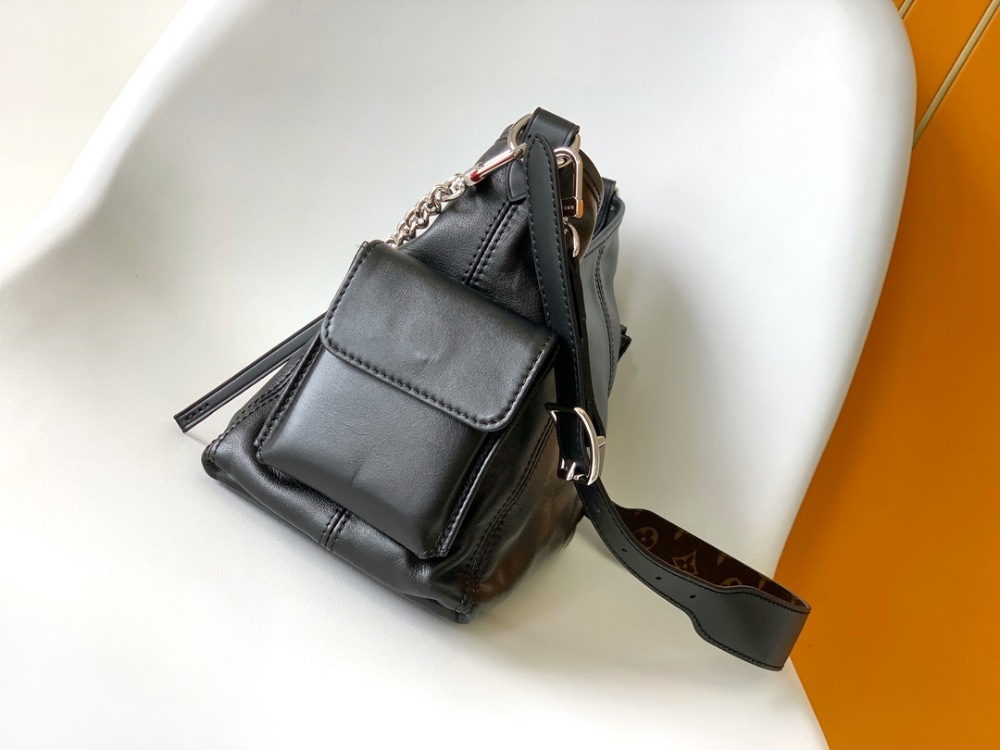 Louis Vuitton Louis Vuitton Carry All Cargo PM 레플리카 3번 이미지 - Bag | 세미샵 레플리카 사이트