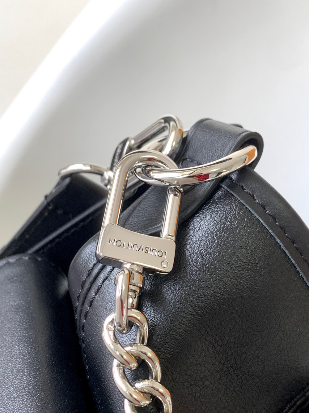 Louis Vuitton Louis Vuitton Carry All Cargo PM 레플리카 6번 이미지 - Bag | 세미샵 레플리카 사이트