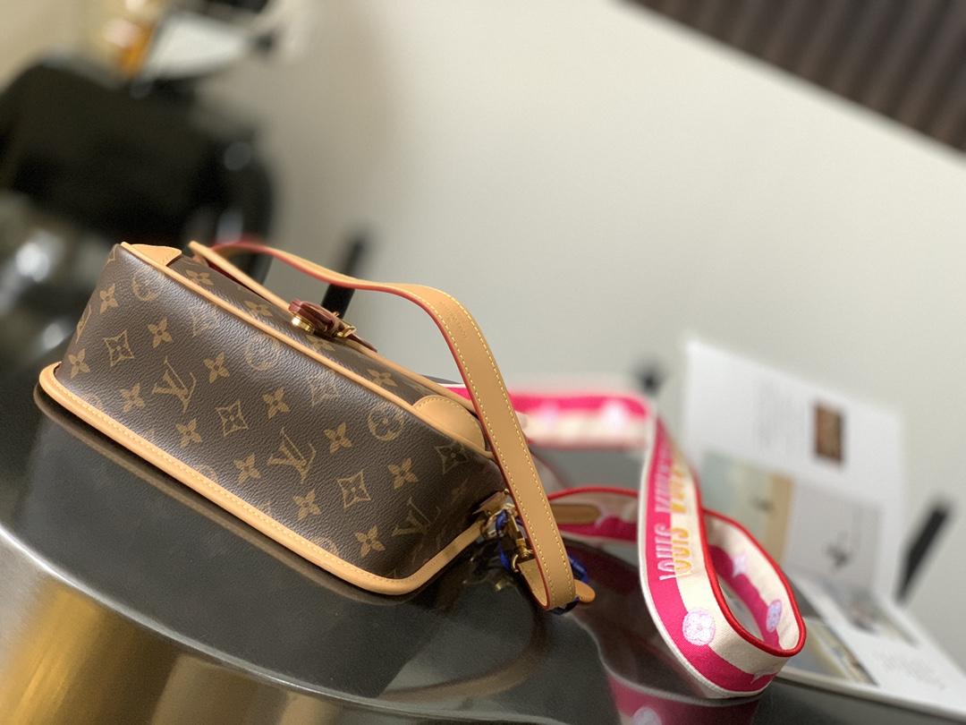 Louis Vuitton Diane Monogram - 상세 이미지