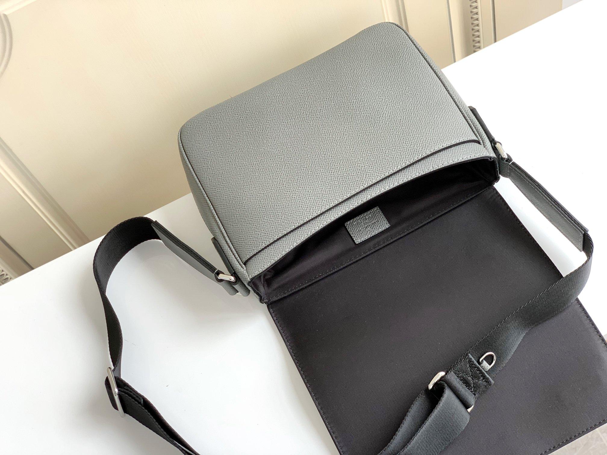 Louis Vuitton Louis Vuitton District PM Taiga 레플리카 7번 이미지 - Bag | 세미샵 레플리카 사이트