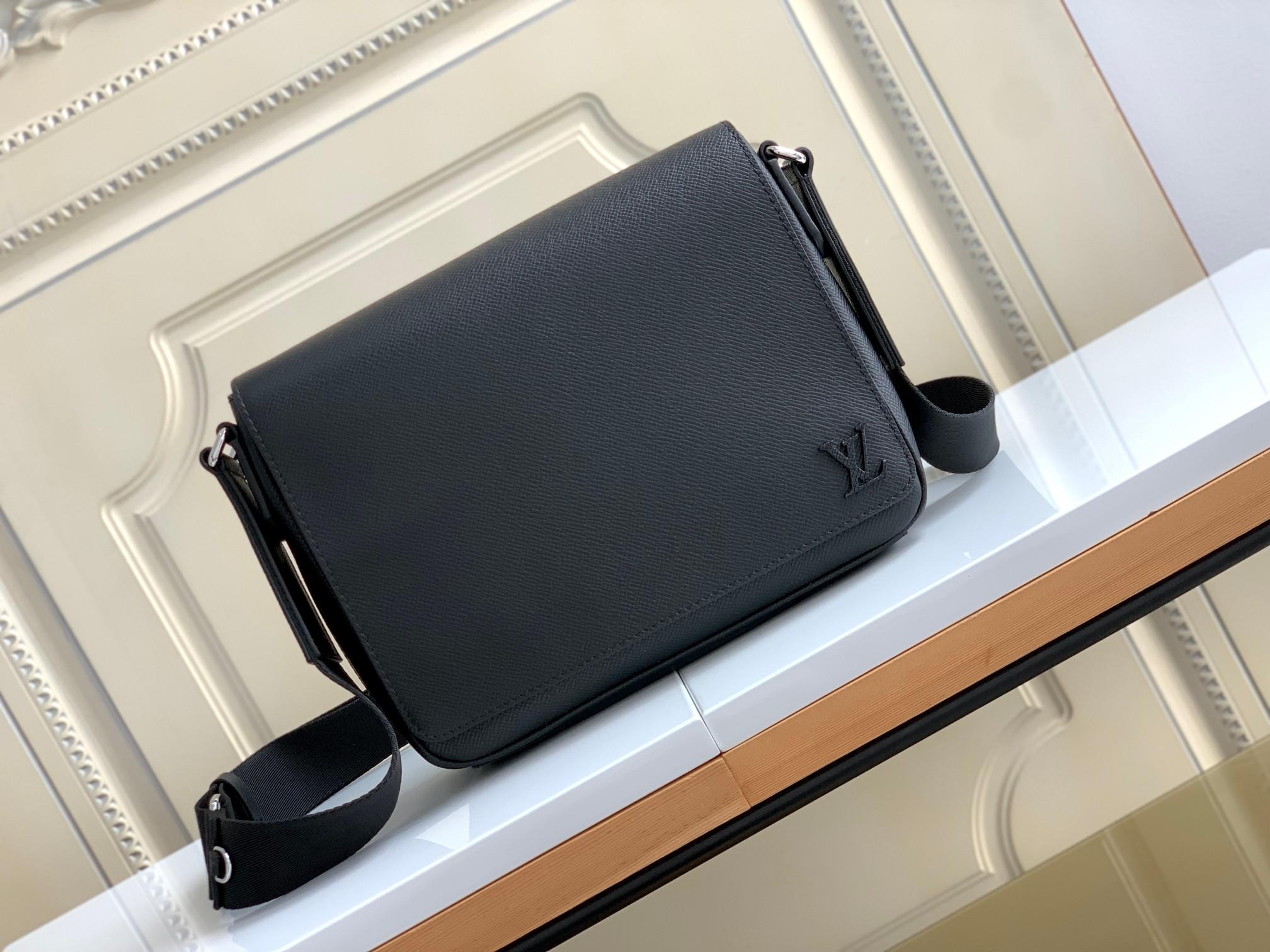 Louis Vuitton Louis Vuitton District PM Taiga 레플리카 10번 이미지 - Bag | 세미샵 레플리카 사이트