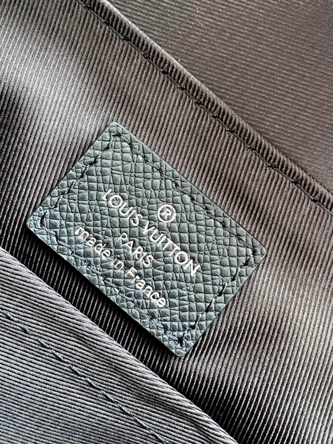 Louis Vuitton Louis Vuitton District PM Taiga 레플리카 18번 이미지 - Bag | 세미샵 레플리카 사이트