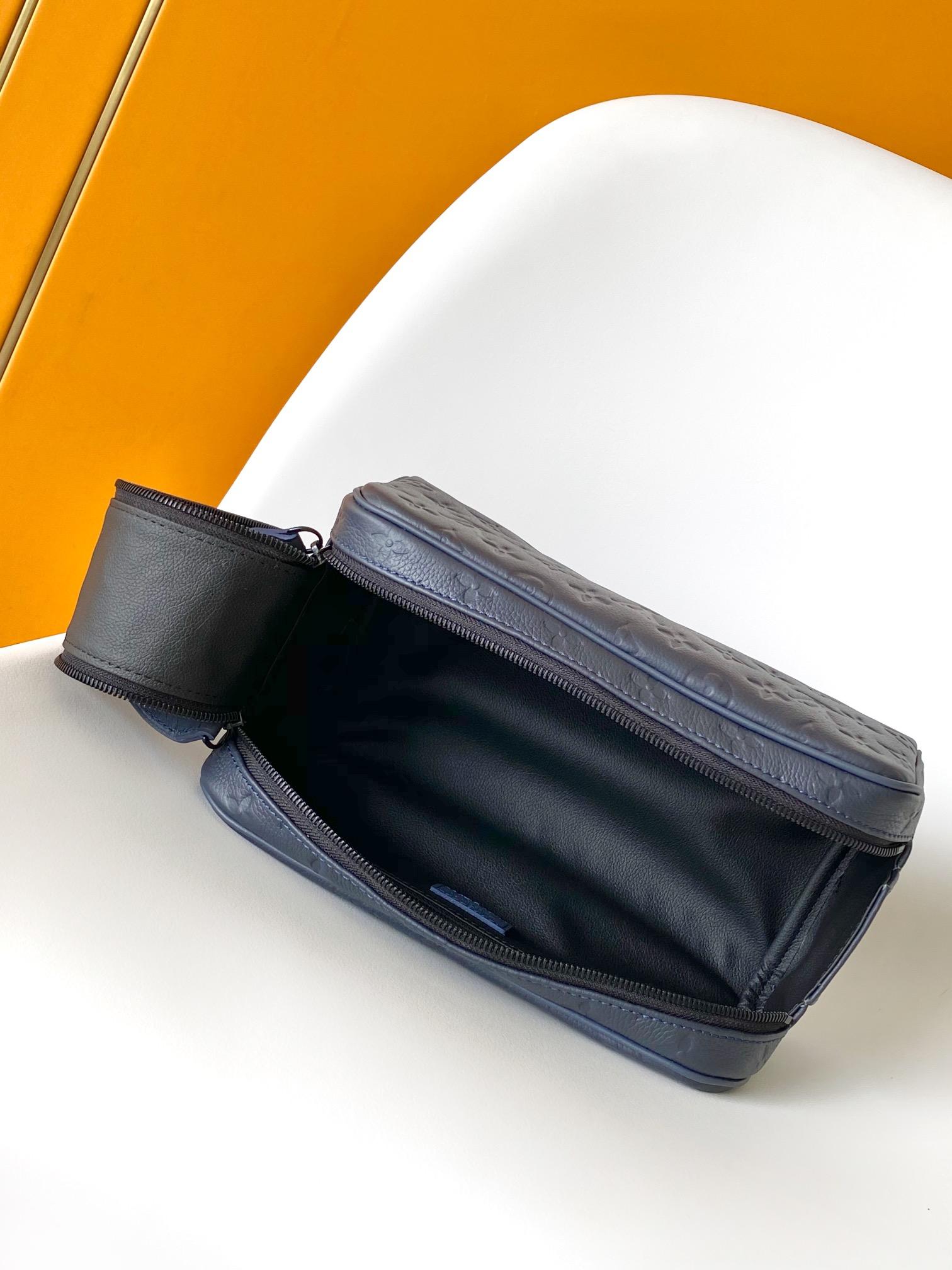 Louis Vuitton Dopp Kit - 상세 이미지