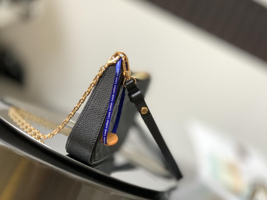 Louis Vuitton Louis Vuitton Easy Pouch on Strap 레플리카 12번 이미지 - Bag | 세미샵 레플리카 사이트