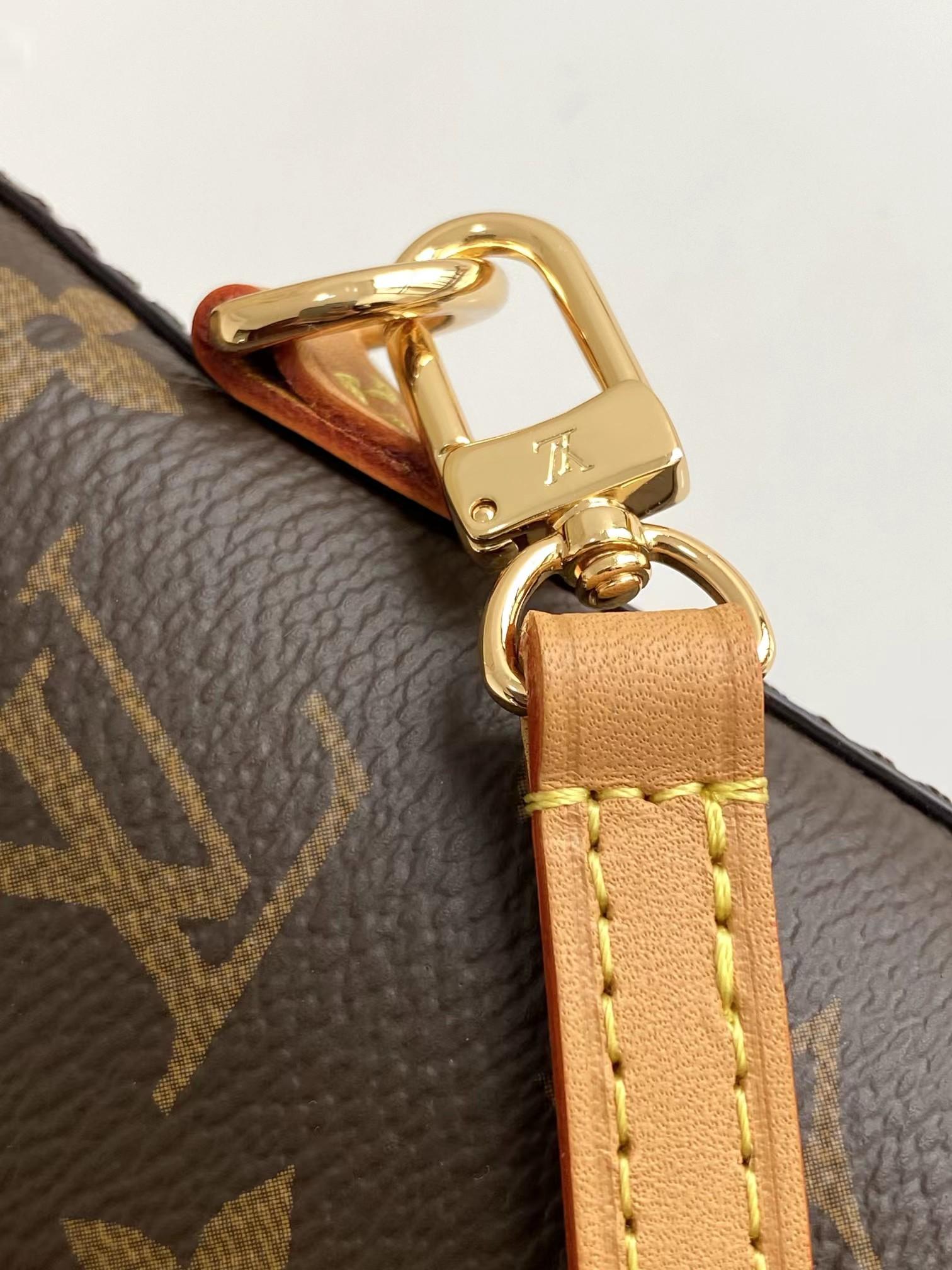 Louis Vuitton Louis Vuitton Fold Me Pouch Monogram 레플리카 6번 이미지 - Bag | 세미샵 레플리카 사이트