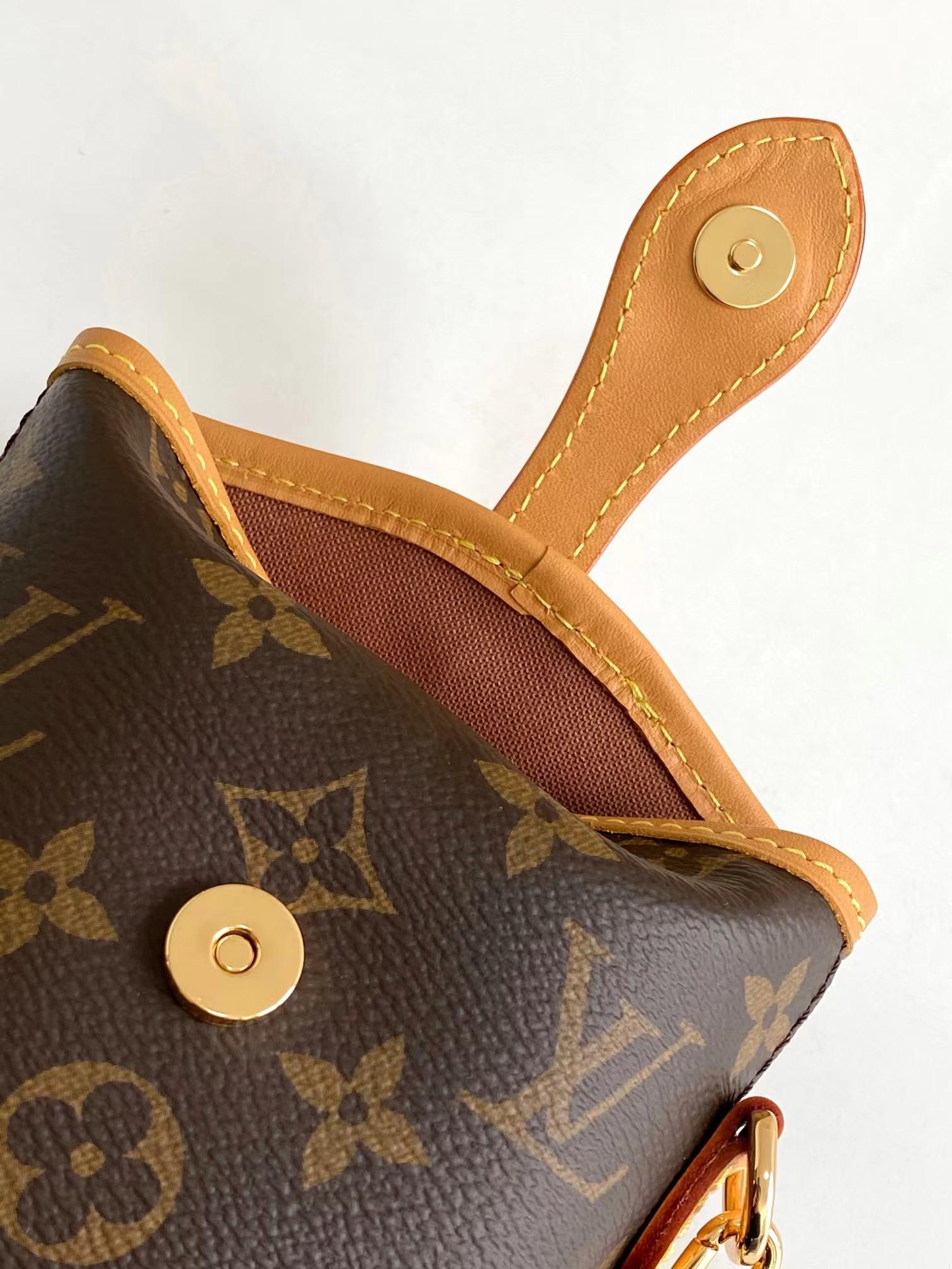Louis Vuitton Louis Vuitton Fold Me Pouch Monogram 레플리카 7번 이미지 - Bag | 세미샵 레플리카 사이트