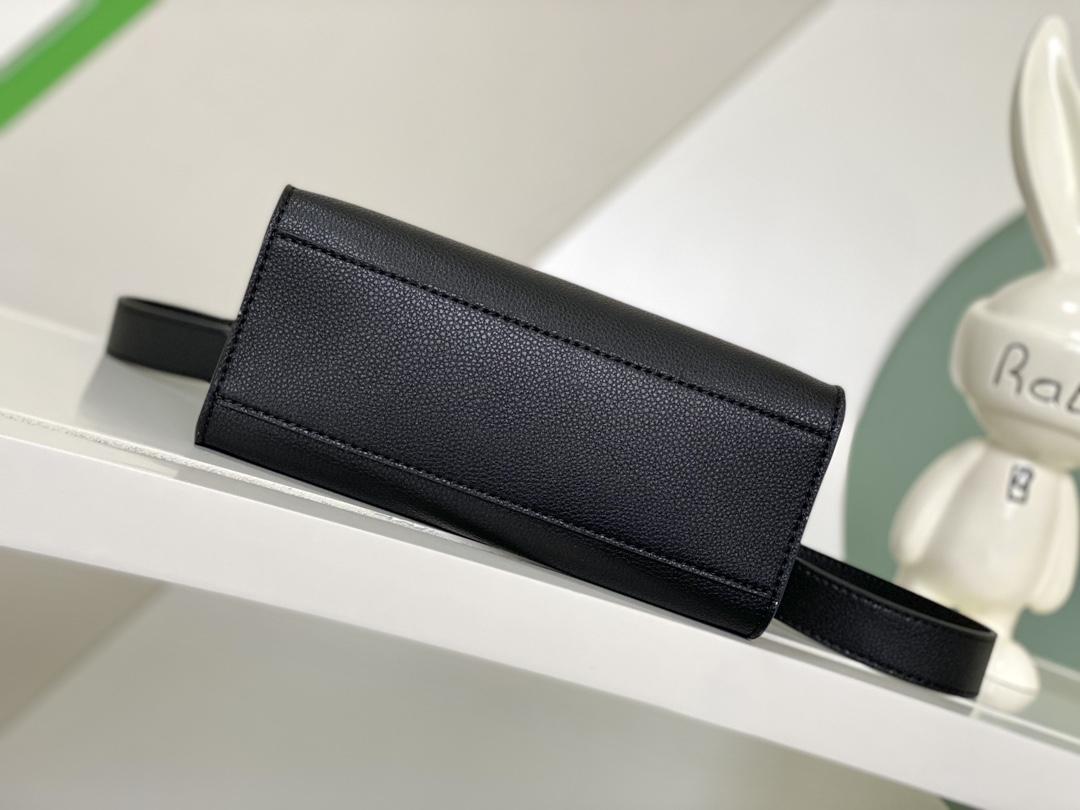 Louis Vuitton Louis Vuitton Lock & Go 레플리카 11번 이미지 - Bag | 세미샵 레플리카 사이트