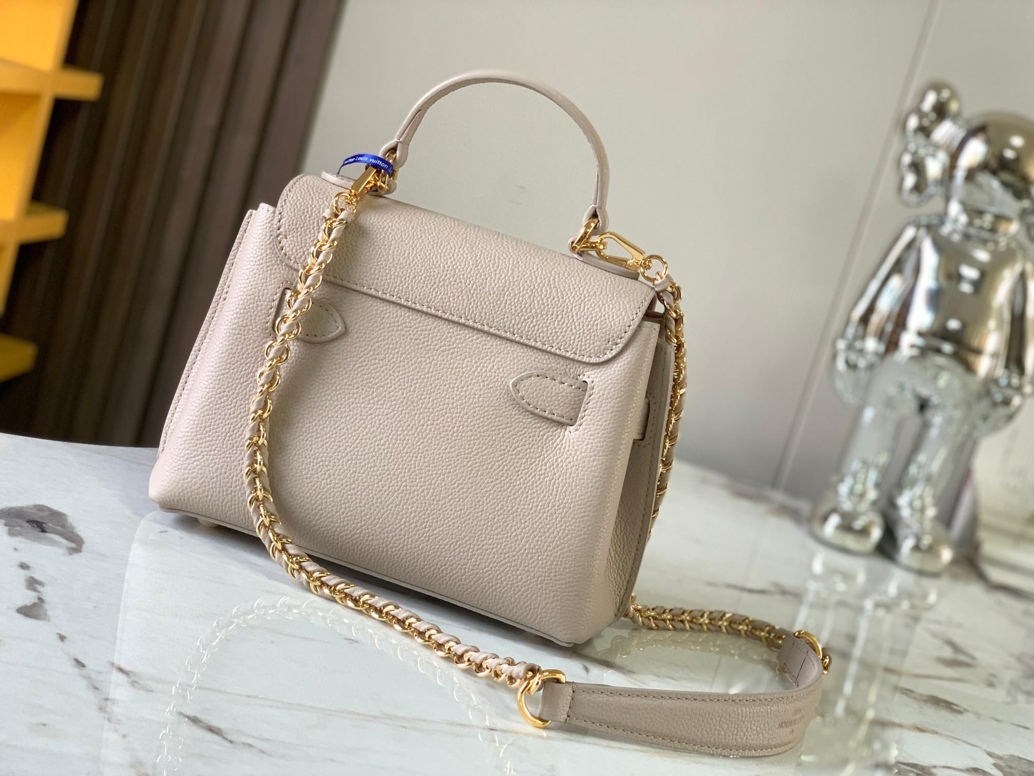 Louis Vuitton Louis Vuitton Lock Me Ever Mini 레플리카 2번 이미지 - Bag | 세미샵 레플리카 사이트