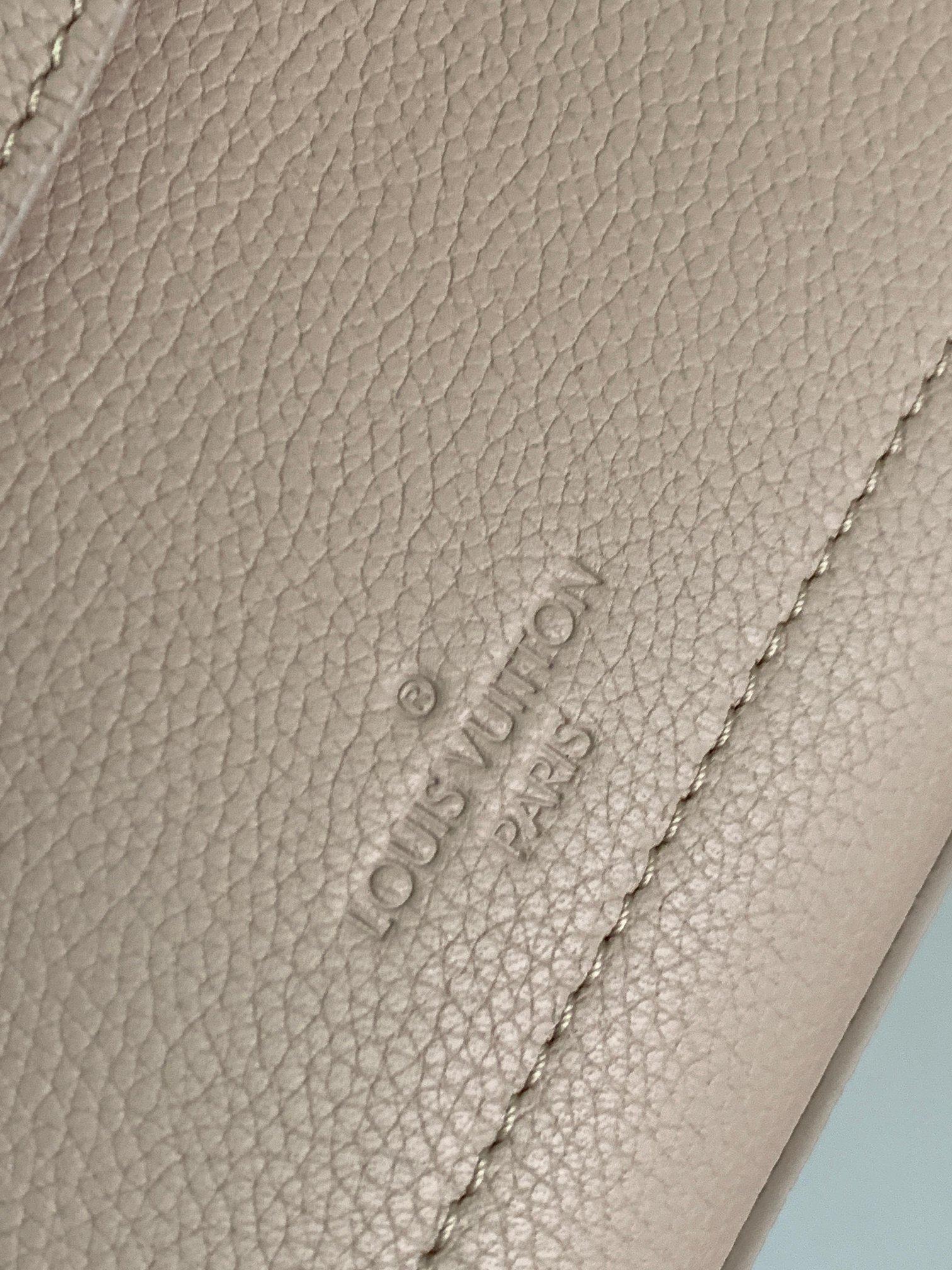 Louis Vuitton Louis Vuitton Lock Me Ever Mini 레플리카 6번 이미지 - Bag | 세미샵 레플리카 사이트