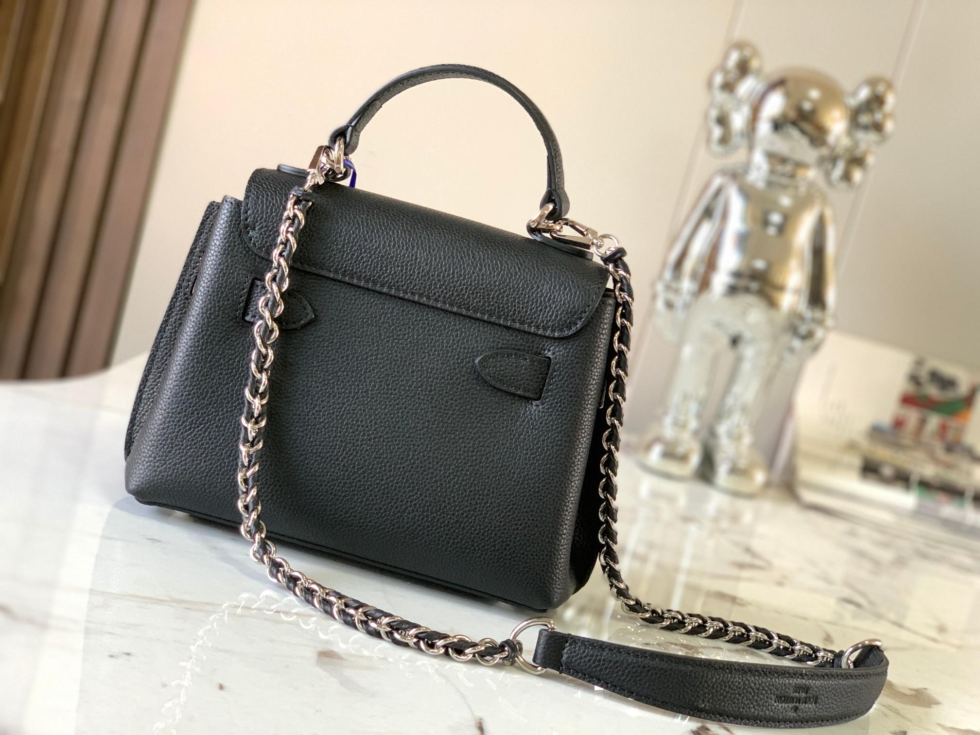Louis Vuitton Louis Vuitton Lock Me Ever Mini 레플리카 20번 이미지 - Bag | 세미샵 레플리카 사이트
