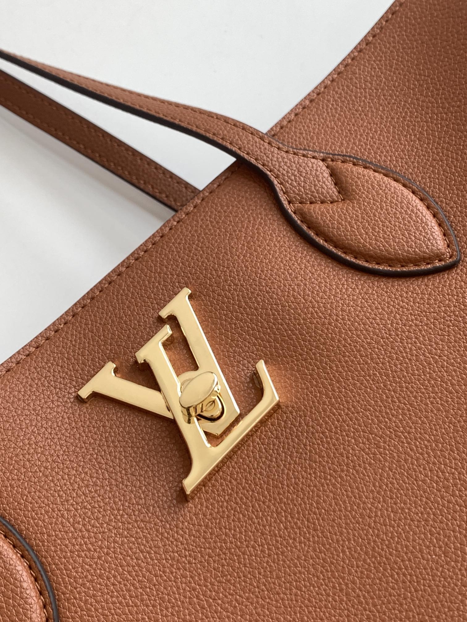 Louis Vuitton Louis Vuitton Lock Me Shopper 레플리카 13번 이미지 - Bag | 세미샵 레플리카 사이트