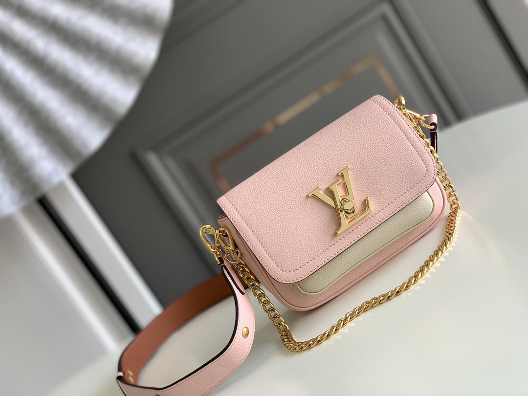 Louis Vuitton Lock Me Tender - 상세 이미지