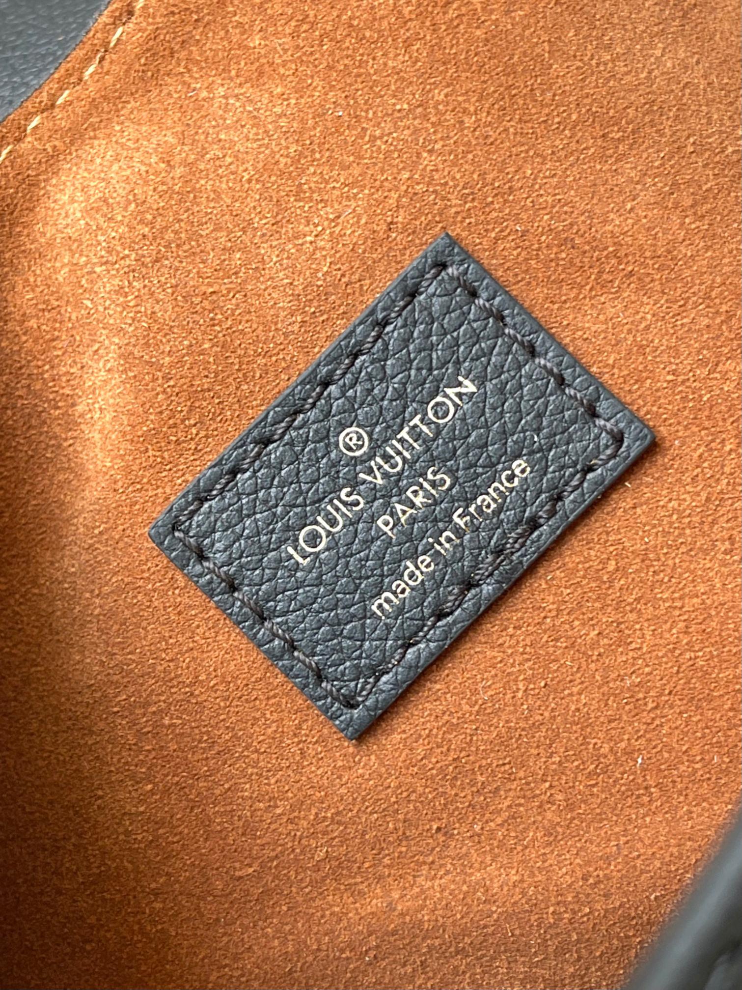 Louis Vuitton Louis Vuitton Low Key Shoulder 레플리카 24번 이미지 - Bag | 세미샵 레플리카 사이트