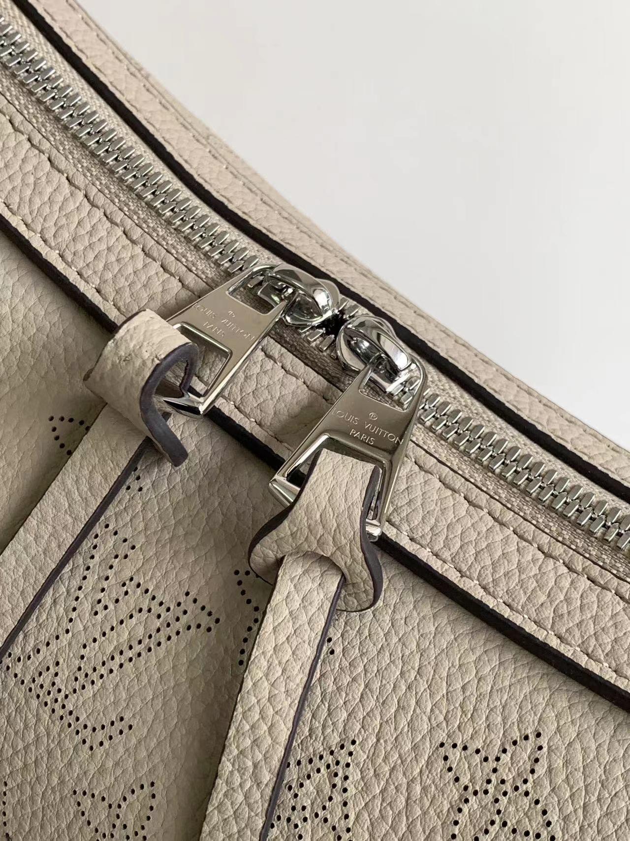 Louis Vuitton Louis Vuitton Mahina MM Hand It All 레플리카 22번 이미지 - Bag | 세미샵 레플리카 사이트