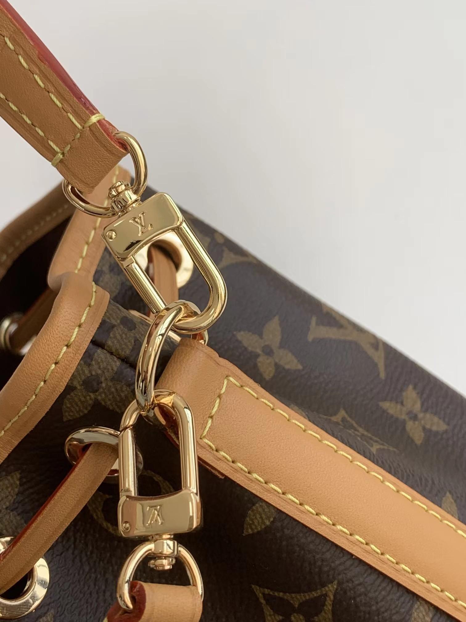 Louis Vuitton Louis Vuitton Nano Noe Monogram 레플리카 7번 이미지 - Bag | 세미샵 레플리카 사이트