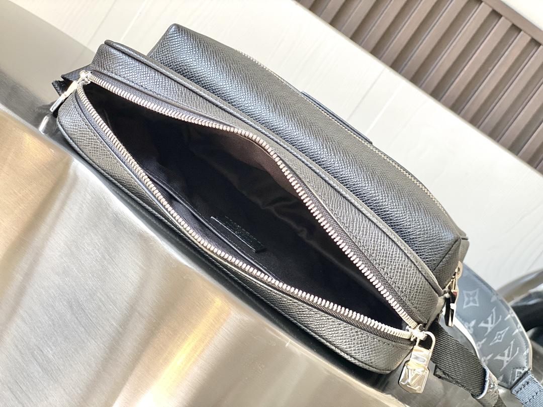 Louis Vuitton Louis Vuitton Outdoor Messenger 레플리카 8번 이미지 - Bag | 세미샵 레플리카 사이트