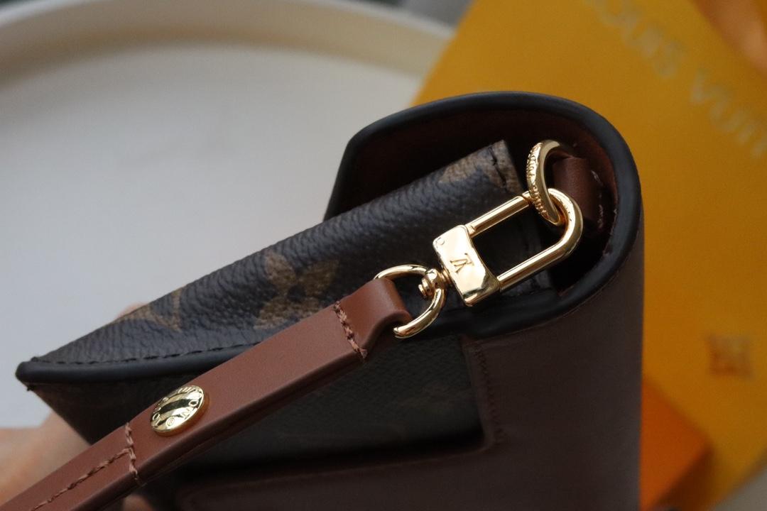 Louis Vuitton Louis Vuitton Padlock On Strap 레플리카 20번 이미지 - Bag | 세미샵 레플리카 사이트