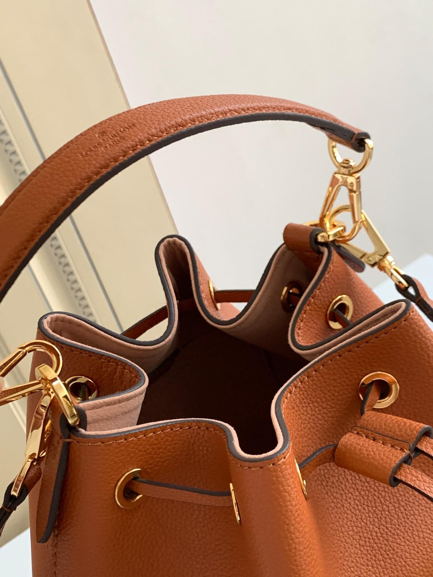 Louis Vuitton Louis Vuitton Rock Me Bucket 레플리카 7번 이미지 - Bag | 세미샵 레플리카 사이트