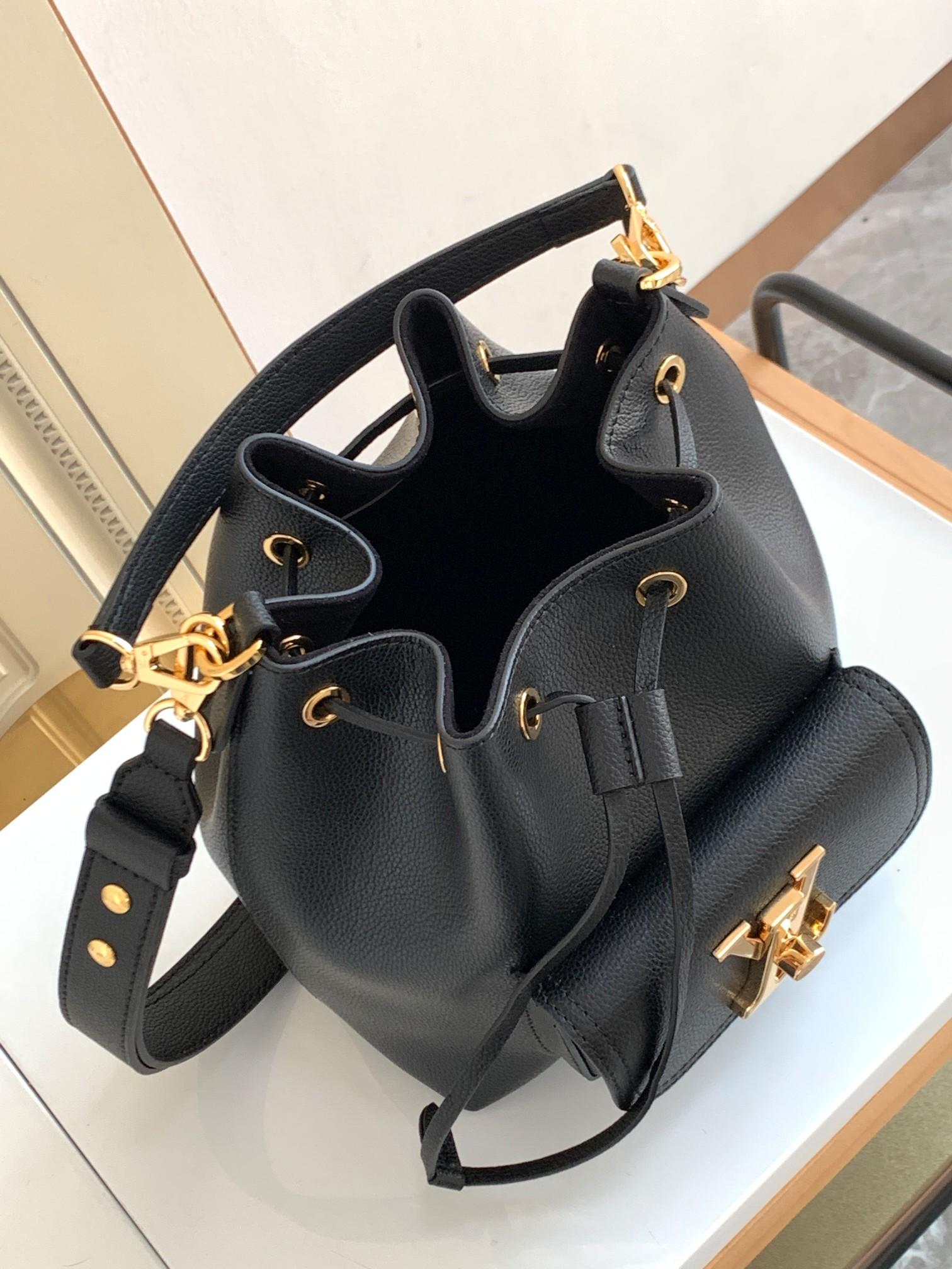 Louis Vuitton Louis Vuitton Rock Me Bucket 레플리카 25번 이미지 - Bag | 세미샵 레플리카 사이트