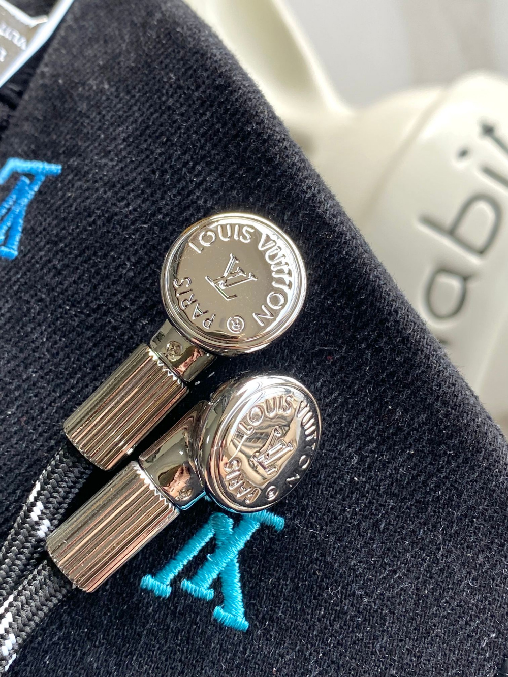 Louis Vuitton Louis Vuitton Rush Bumbag Monogram 레플리카 6번 이미지 - Bag | 세미샵 레플리카 사이트