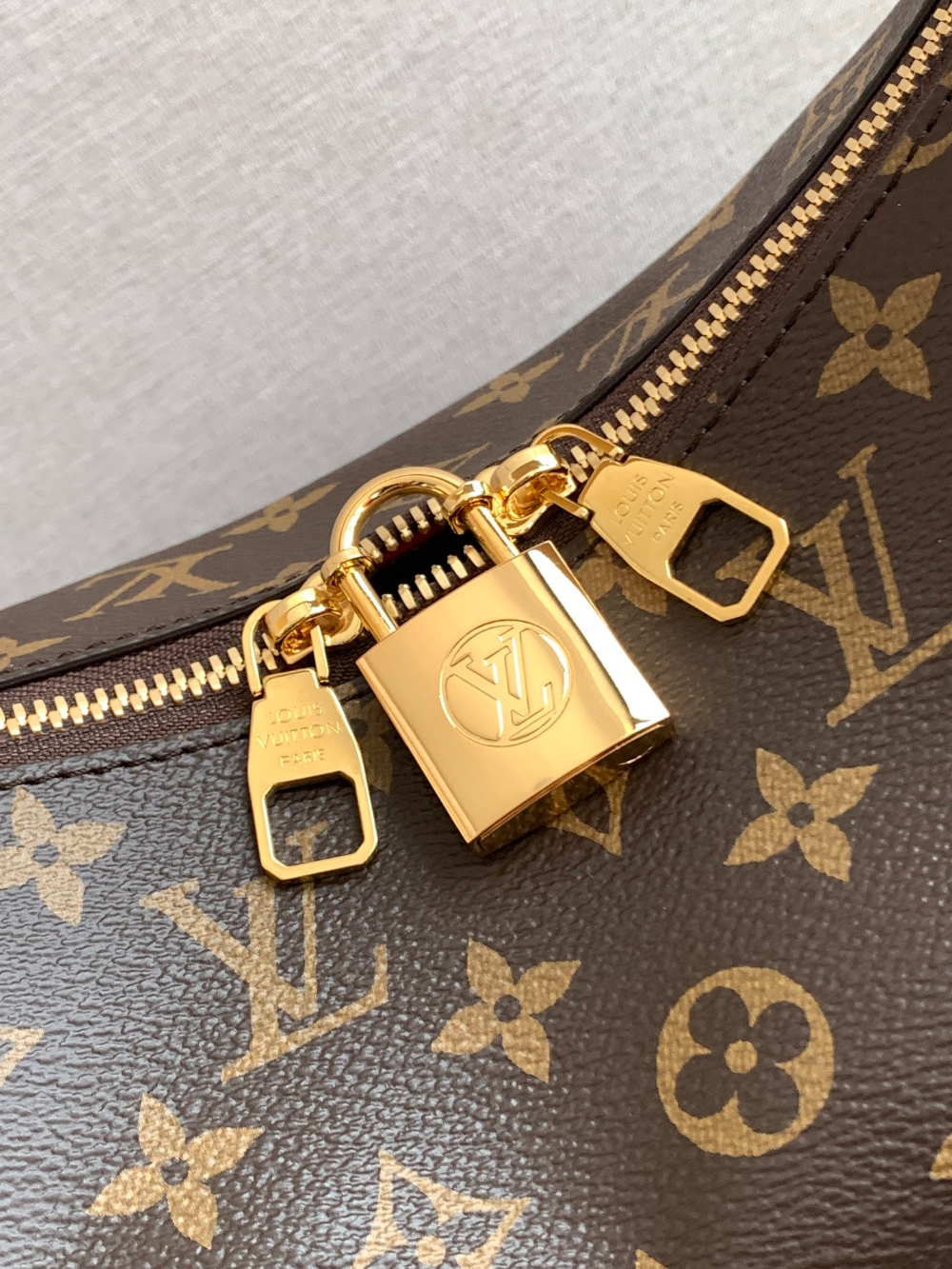 Louis Vuitton Louis Vuitton Slouchy Monogram PM 레플리카 5번 이미지 - Bag | 세미샵 레플리카 사이트