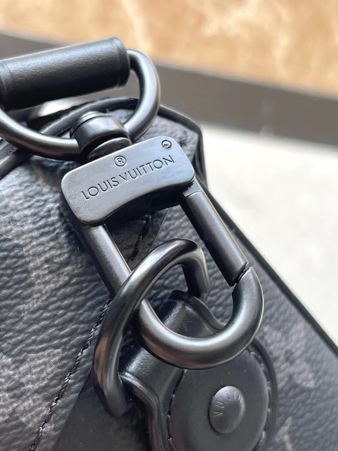 Louis Vuitton Louis Vuitton Soul Trunk Monogram Eclipse 레플리카 7번 이미지 - Bag | 세미샵 레플리카 사이트