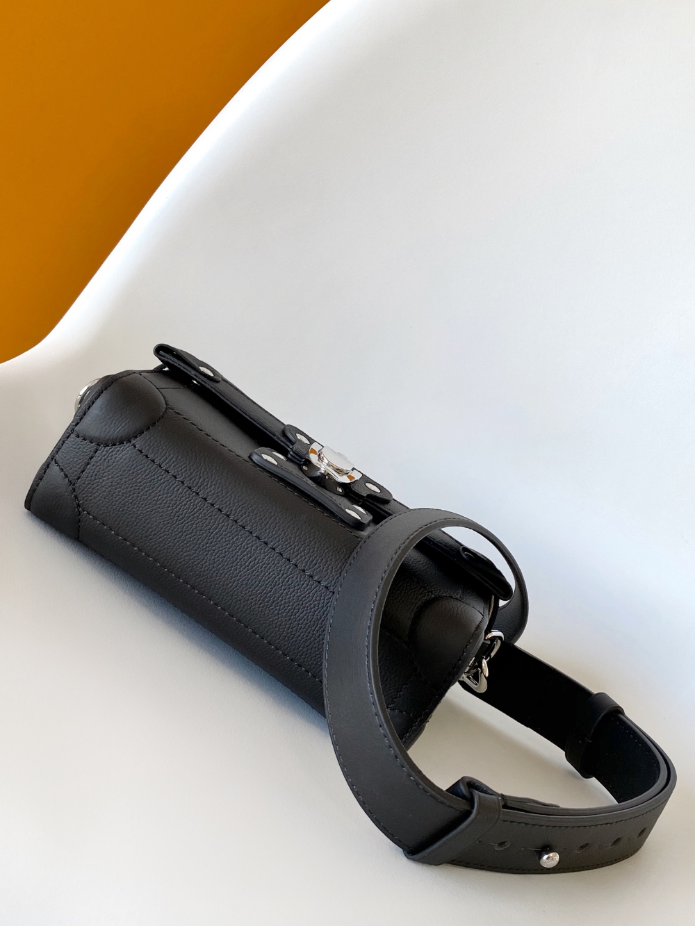 Louis Vuitton Louis Vuitton Soul Trunk Other Leathers 레플리카 4번 이미지 - Bag | 세미샵 레플리카 사이트