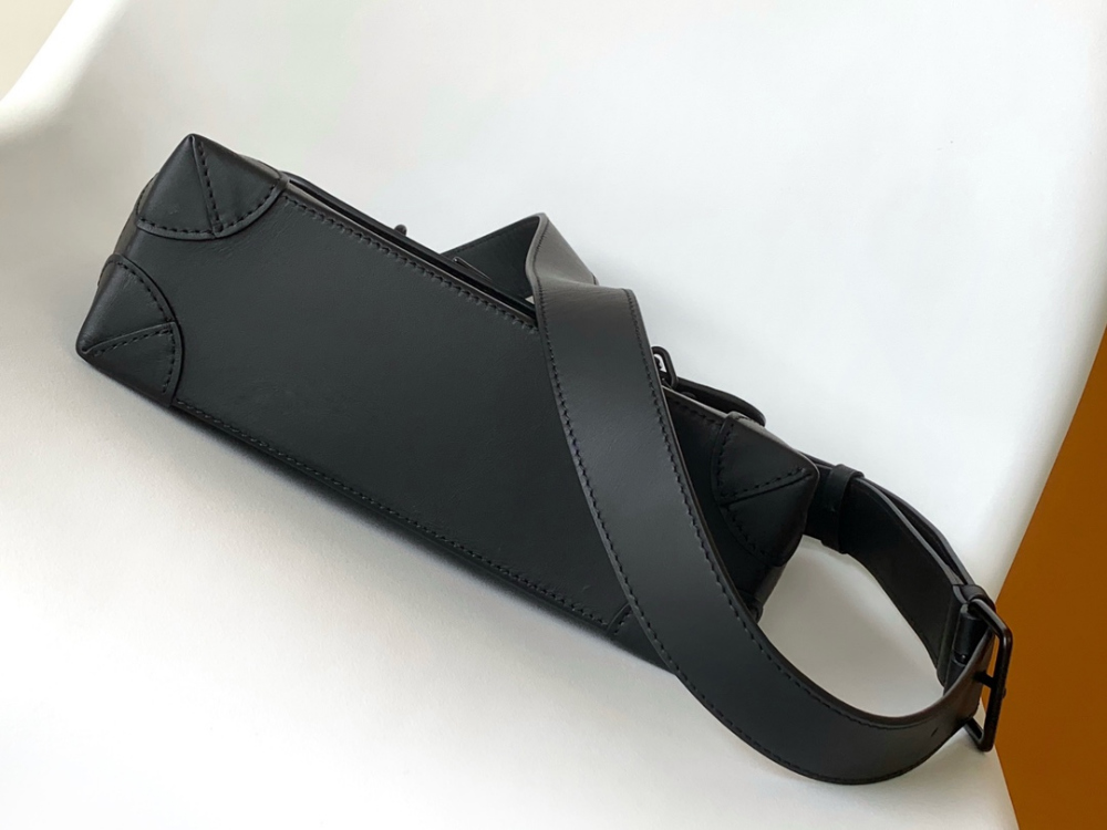 Louis Vuitton Louis Vuitton Steamer PM Monogram Eclipse Canvas 레플리카 4번 이미지 - Bag | 세미샵 레플리카 사이트