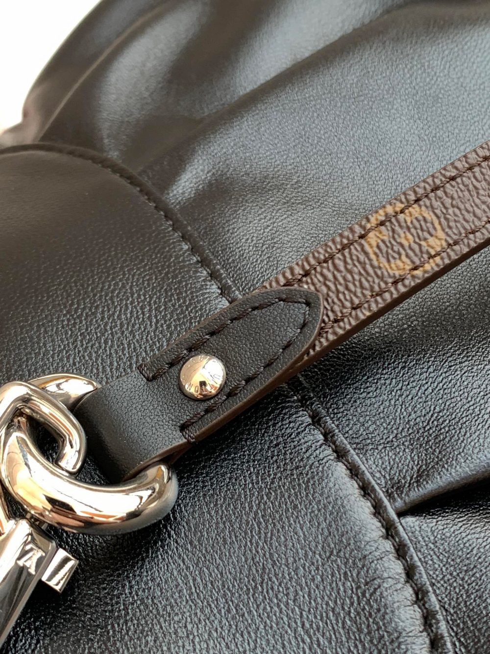 Louis Vuitton Sunset Vibe - 상세 이미지