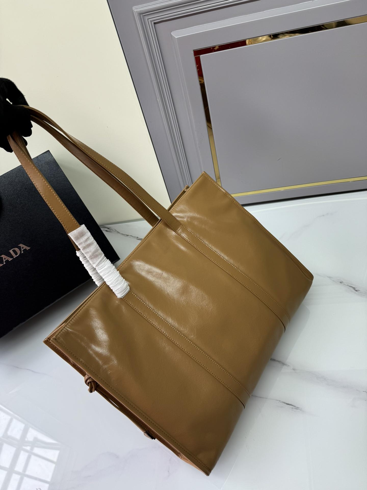 P R A D A Prada Antique Nappa Leather Tote 레플리카 12번 이미지 - Bag | 세미샵 레플리카 사이트