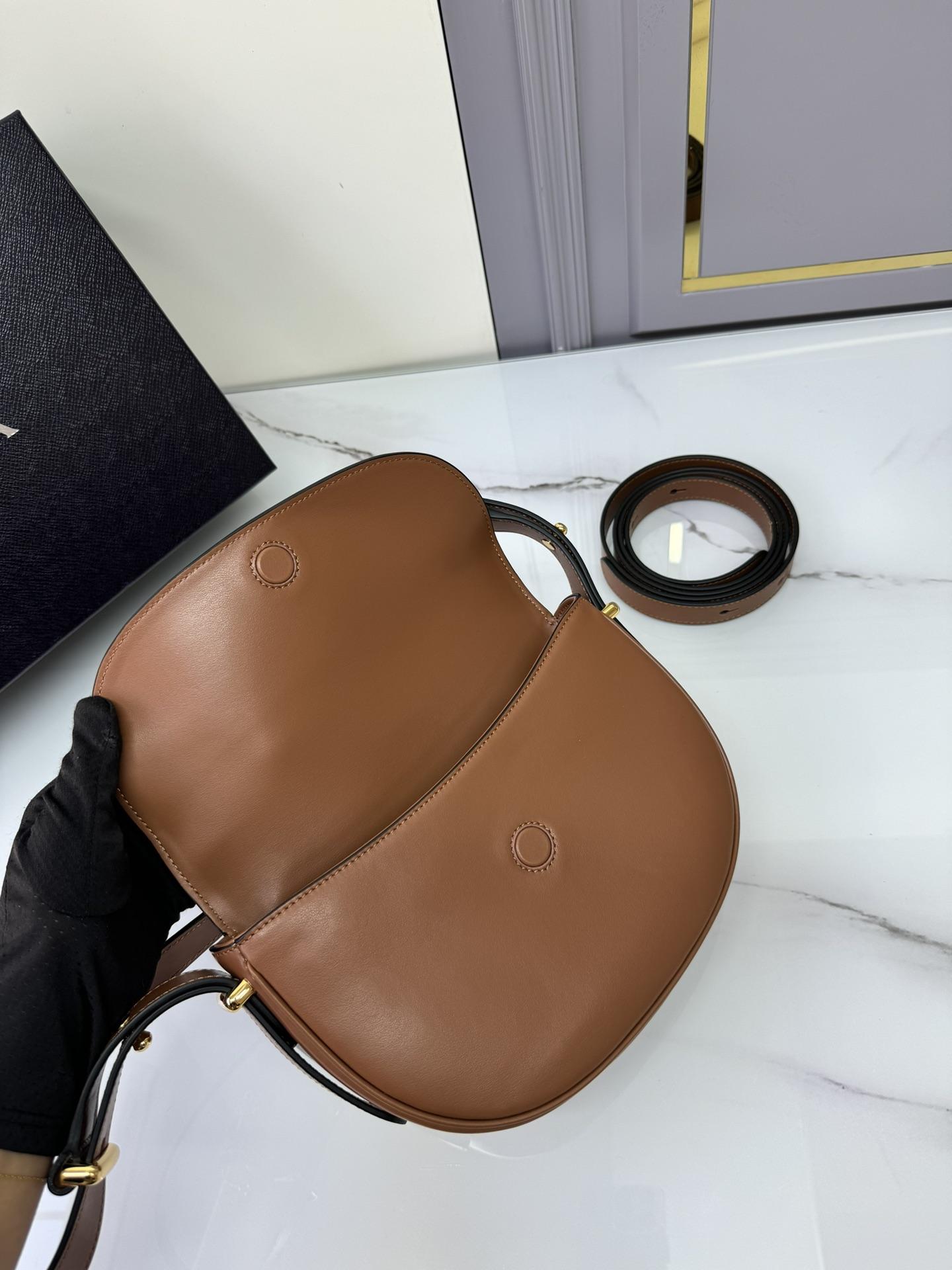 P R A D A Prada Arque Leather Shoulder Flap 레플리카 6번 이미지 - Bag | 세미샵 레플리카 사이트