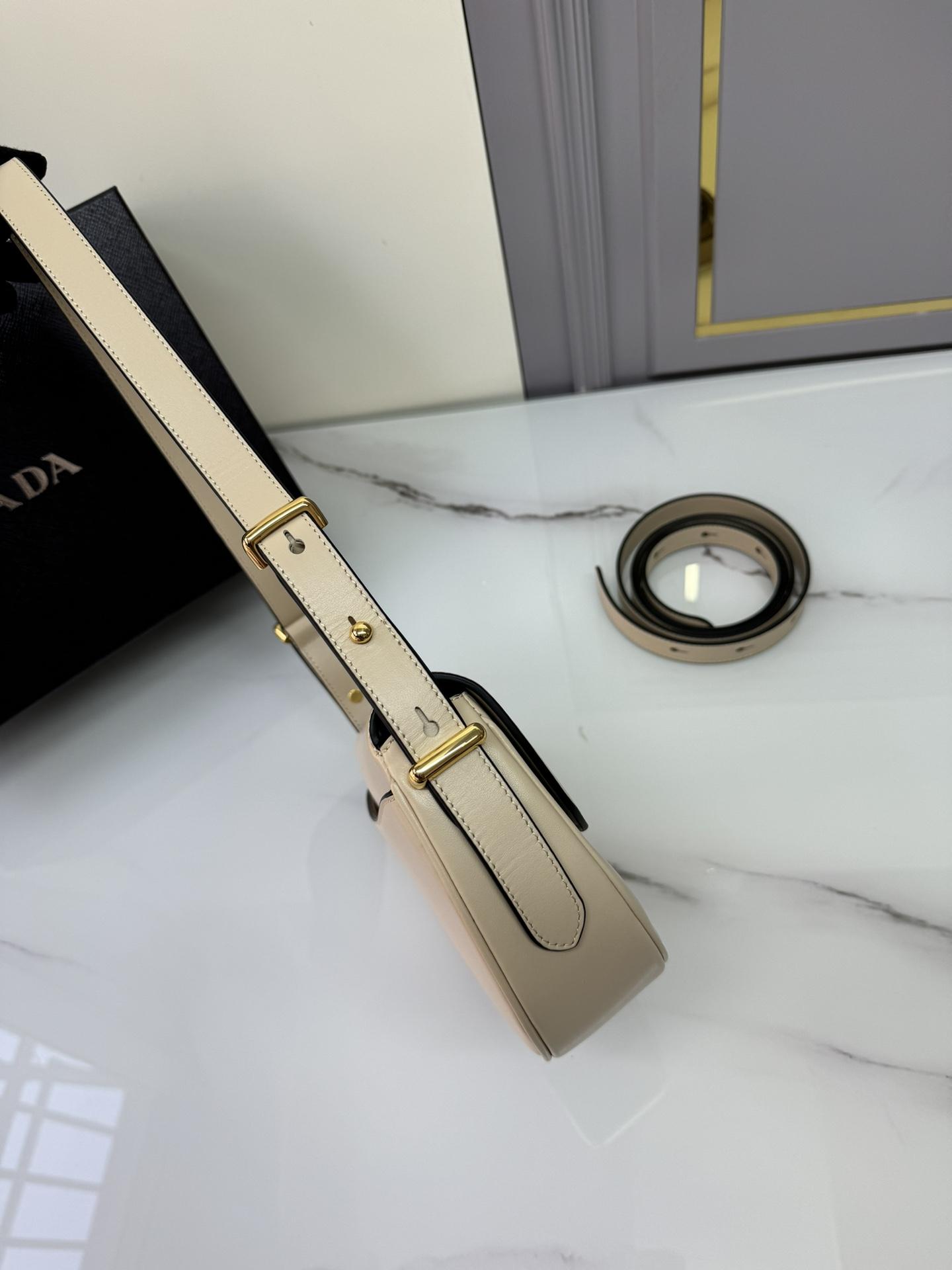 P R A D A Prada Arque Leather Shoulder Flap 레플리카 11번 이미지 - Bag | 세미샵 레플리카 사이트