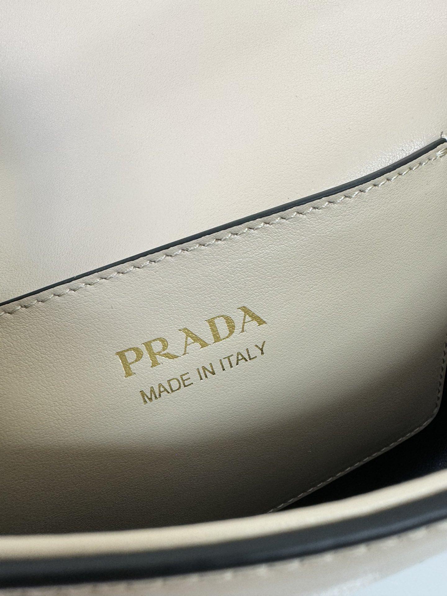 P R A D A Prada Arque Leather Shoulder Flap 레플리카 16번 이미지 - Bag | 세미샵 레플리카 사이트