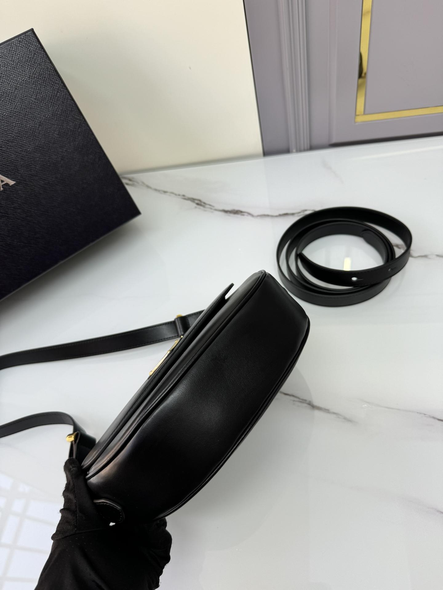 P R A D A Prada Arque Leather Shoulder Flap 레플리카 20번 이미지 - Bag | 세미샵 레플리카 사이트