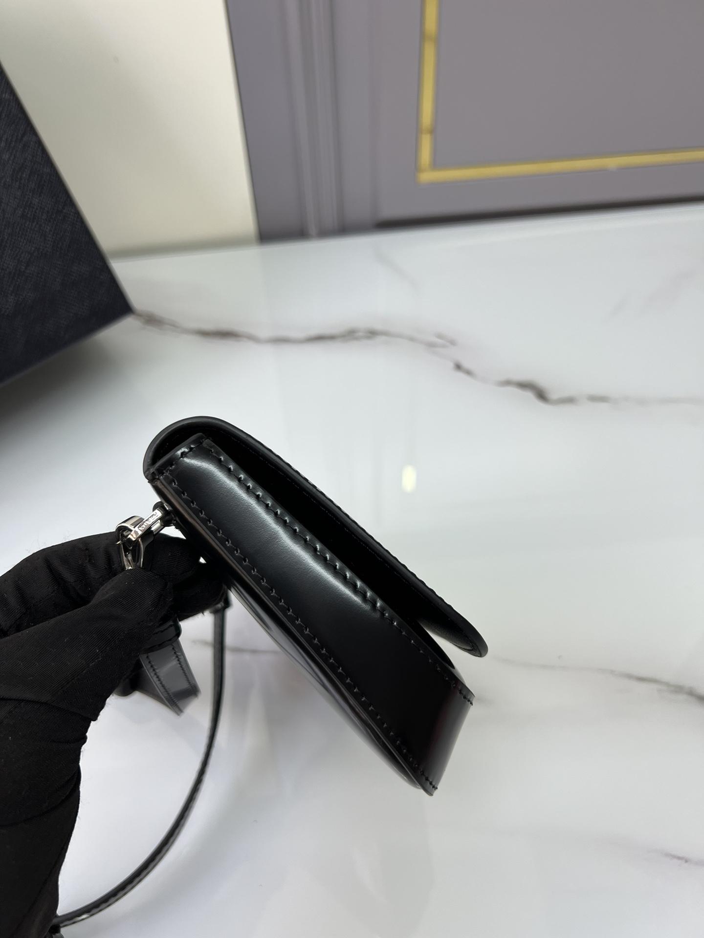 P R A D A Prada Brushed Leather Mini 레플리카 11번 이미지 - Bag | 세미샵 레플리카 사이트